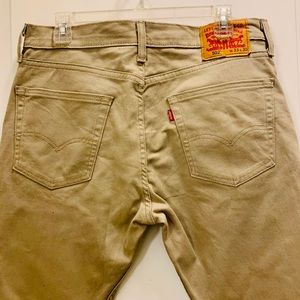 Men’s 502 Taper Fit Levi Jeans